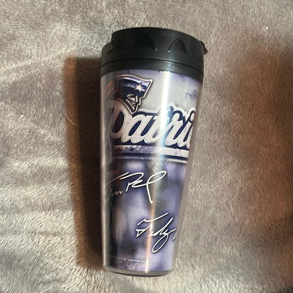 NFL patriots cup and lid